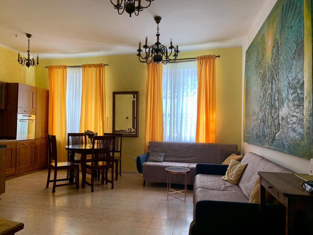 Beautiful And Charming Apartment In The Heart Of The Old Town Varsovie Extérieur photo