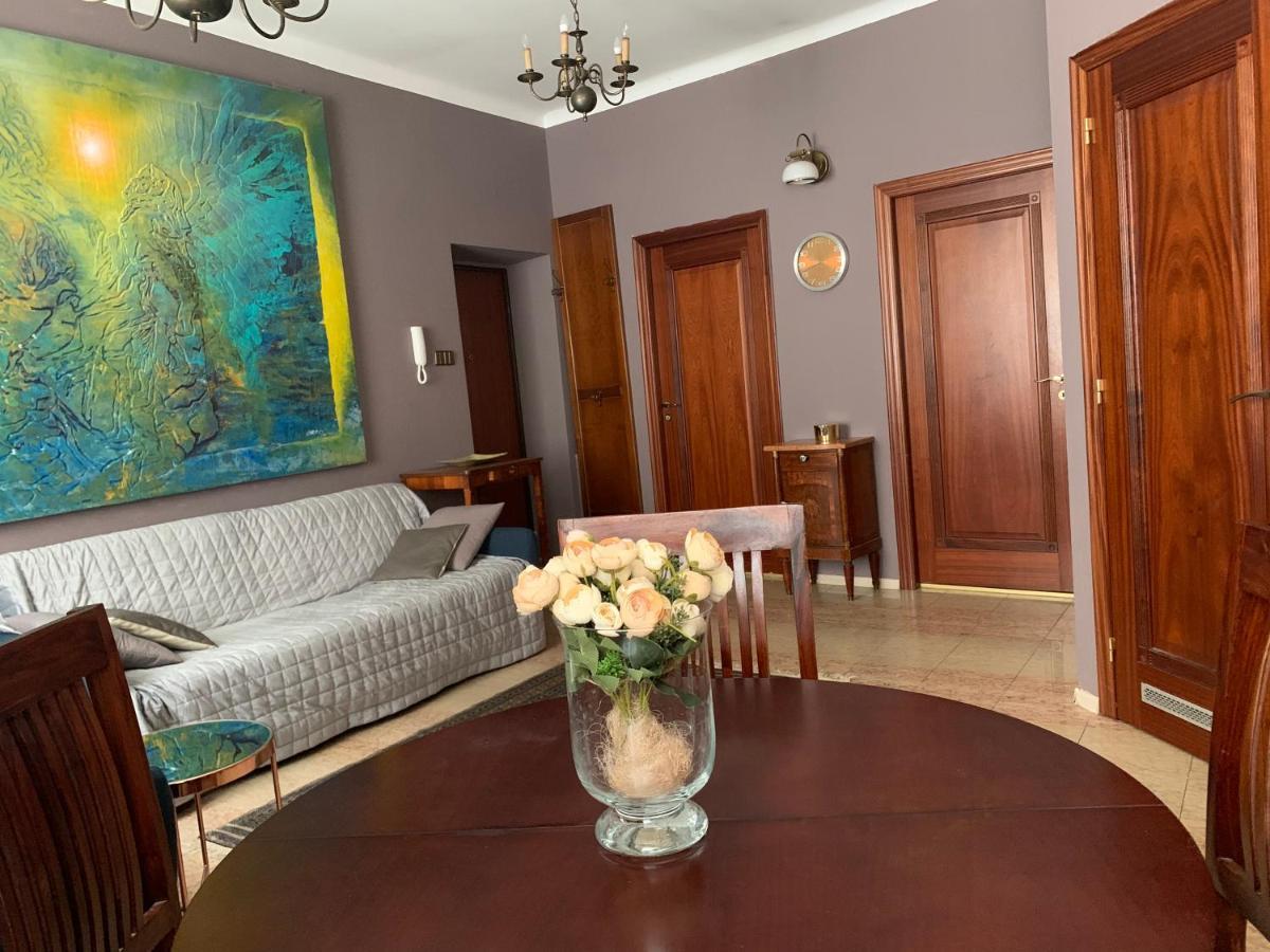 Beautiful And Charming Apartment In The Heart Of The Old Town Varsovie Extérieur photo